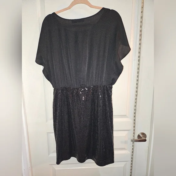 Black Sequin Mini Cocktail Dress with Dolman Sleeves - Picture 8 of 11